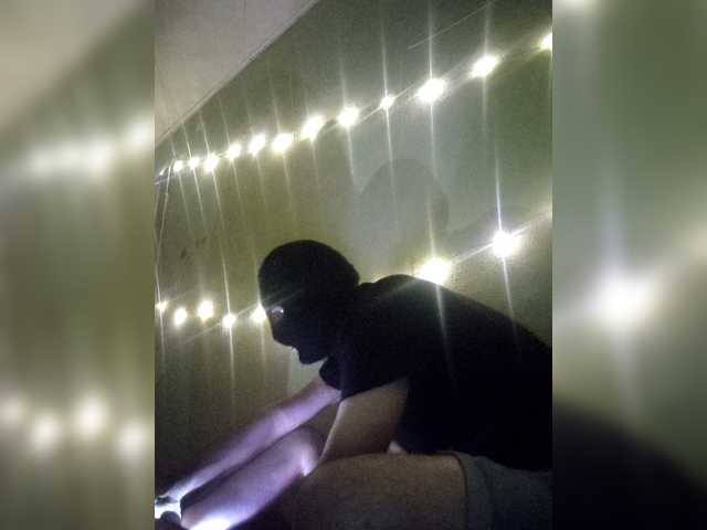 Entrez le videochat erotique avec le
modèle Mangopols Mangopols