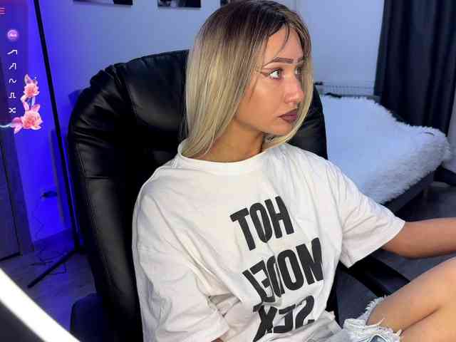 LisaShultz webcam
