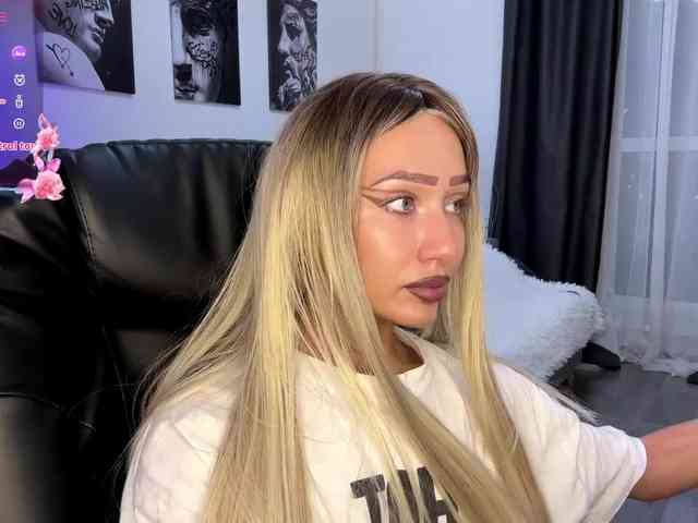 LisaShultz webcam