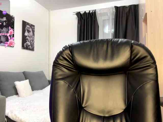 LisaShultz webcam