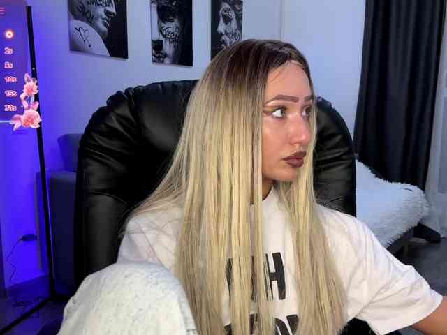 LisaShultz webcam