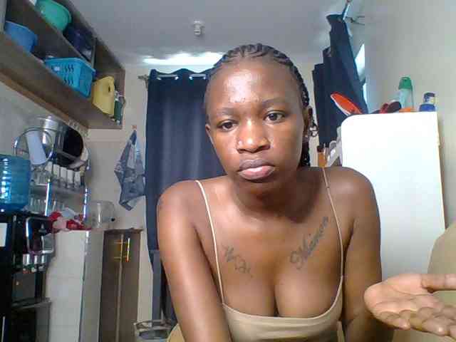 SexyDotta webcam
