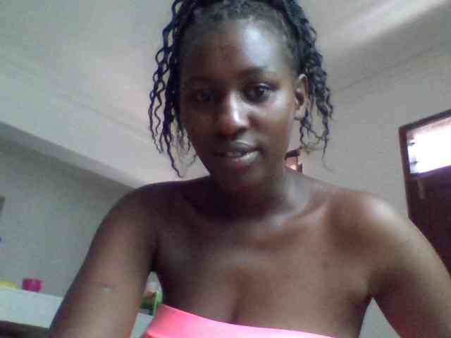 Africanqueen20 webcam