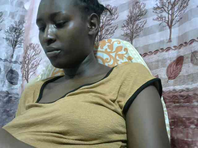 Africanqueen20 webcam