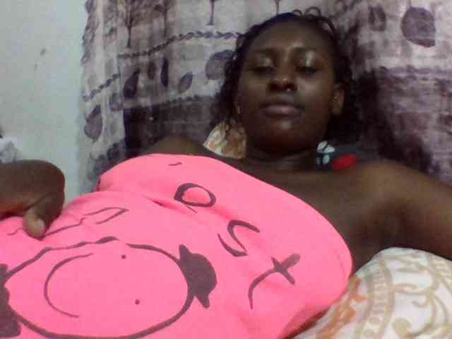 Africanqueen20 webcam