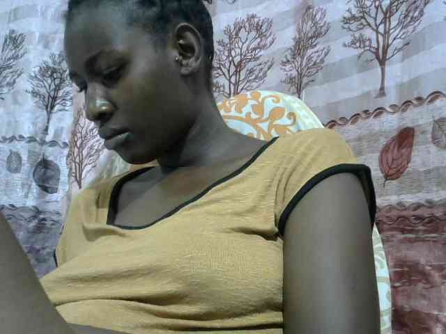 Africanqueen20 webcam