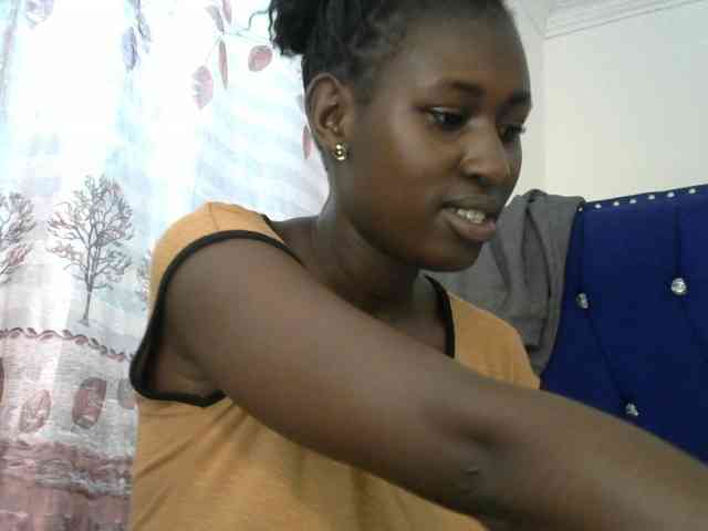 Africanqueen20 webcam