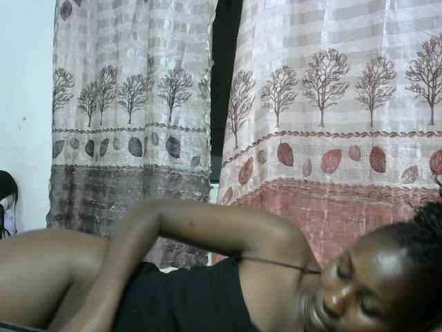 Africanqueen20 webcam
