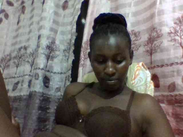 Africanqueen20 webcam