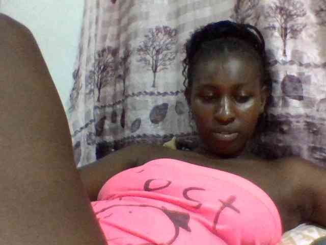 Africanqueen20 webcam