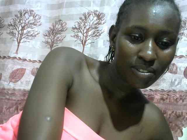 Africanqueen20 webcam