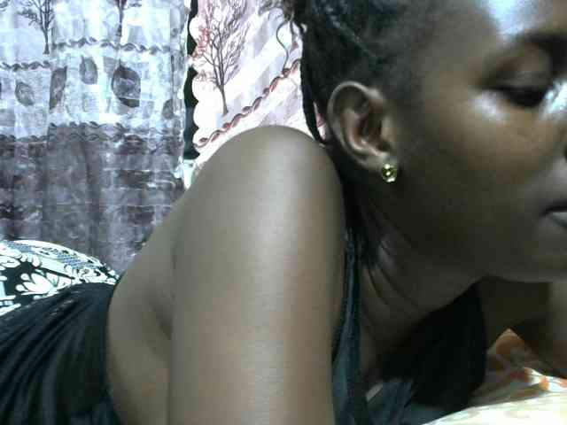 Africanqueen20 webcam