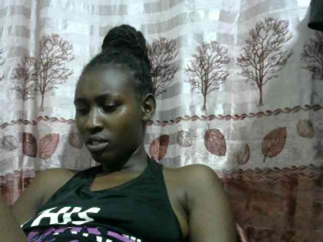 Africanqueen20 webcam