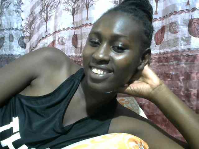 Africanqueen20 webcam