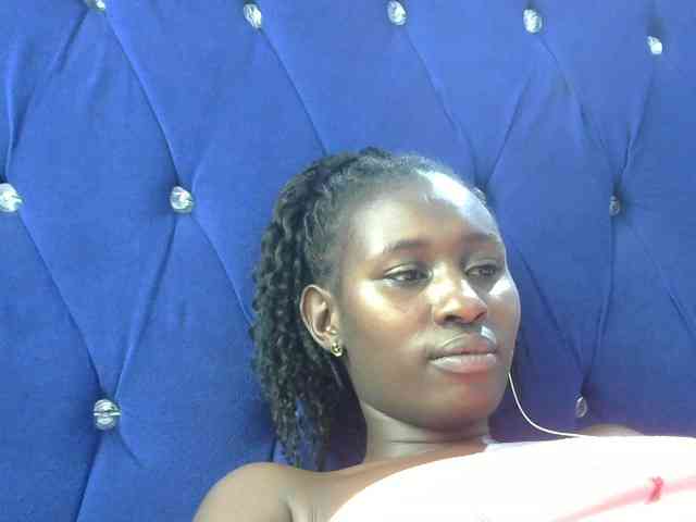 Africanqueen20 webcam