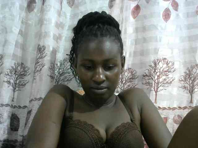 Africanqueen20 webcam