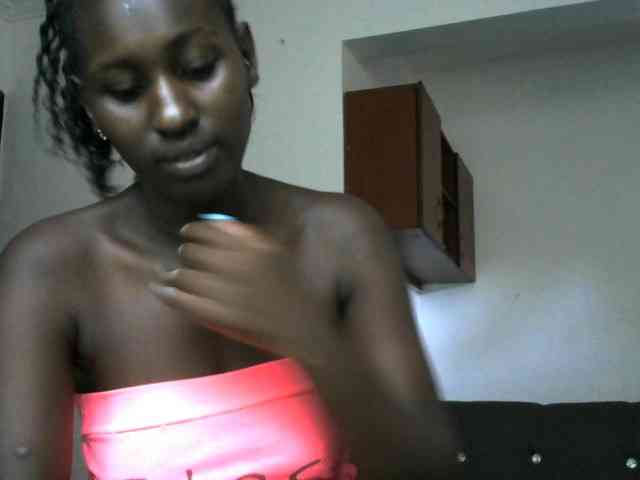 Africanqueen20 webcam