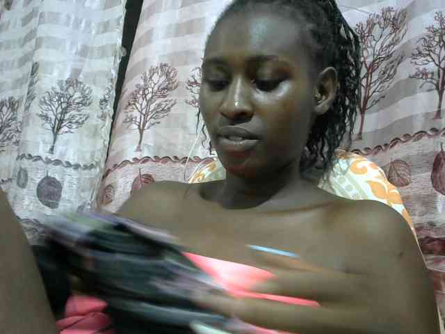 Africanqueen20 webcam