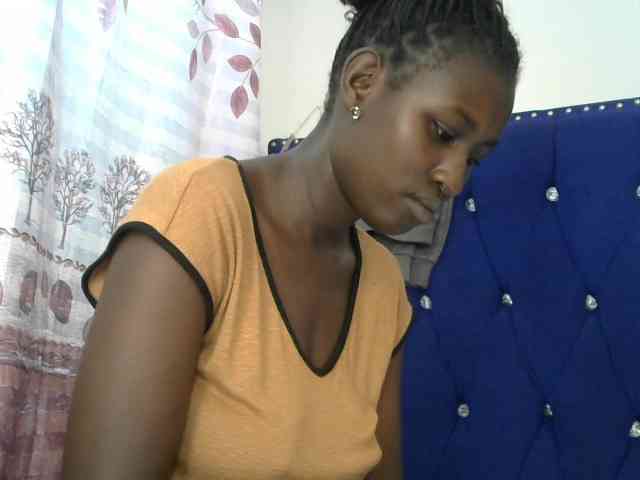 Africanqueen20 webcam