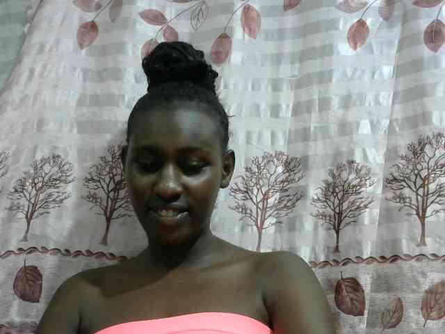 Africanqueen20 webcam