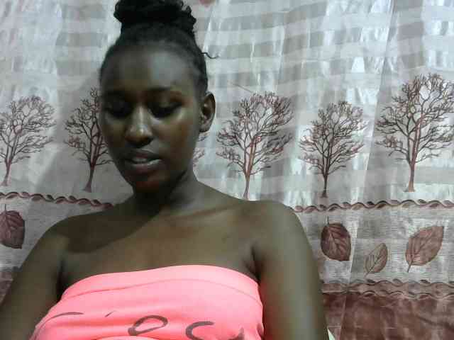 Africanqueen20 webcam