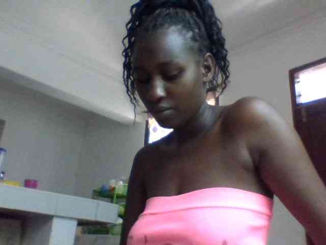 Africanqueen20 webcam