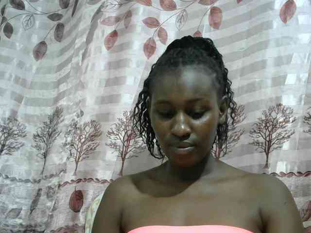 Africanqueen20 webcam