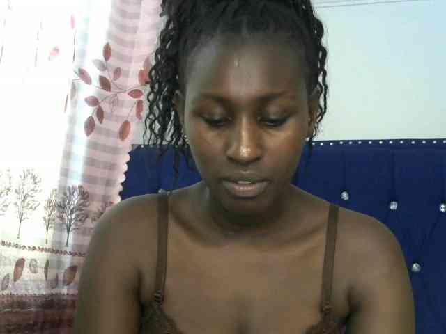 Africanqueen20 webcam