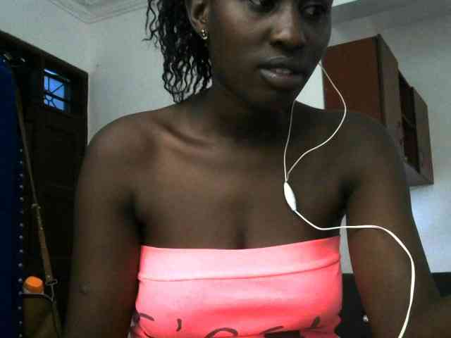 Africanqueen20 webcam