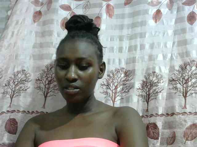 Africanqueen20 webcam
