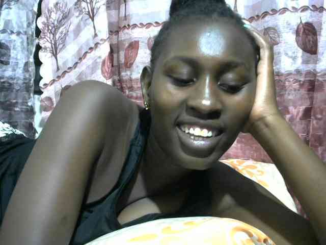 Africanqueen20 webcam