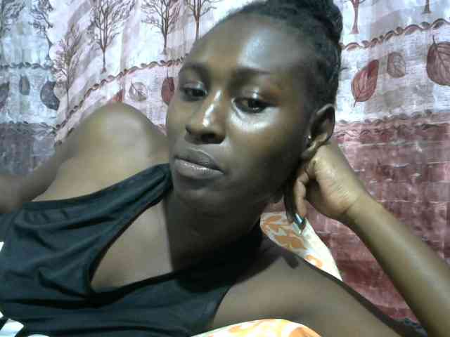 Africanqueen20 webcam