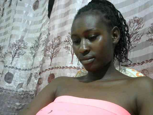 Africanqueen20 webcam