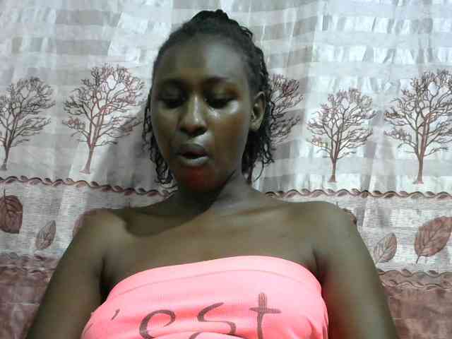 Africanqueen20 webcam