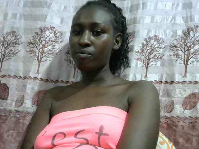 Africanqueen20 webcam