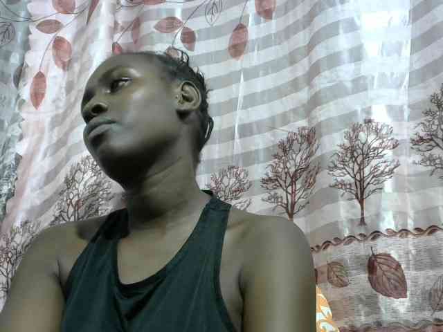 Africanqueen20 webcam