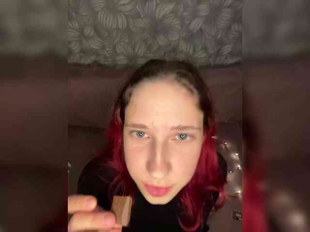 Kim-Red webcam
