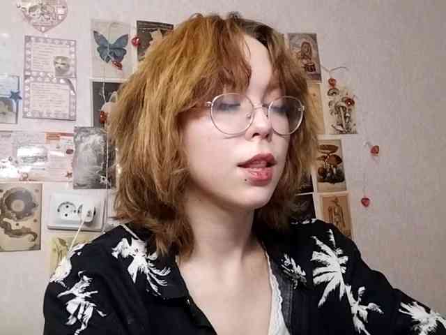 AthenaPopple webcam