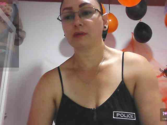 Milly-Sanchez webcam