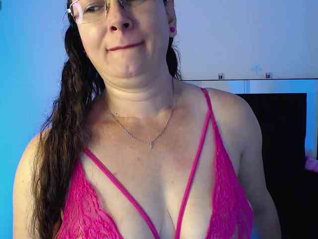 Milly-Sanchez webcam