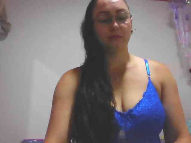 Milly-Sanchez webcam