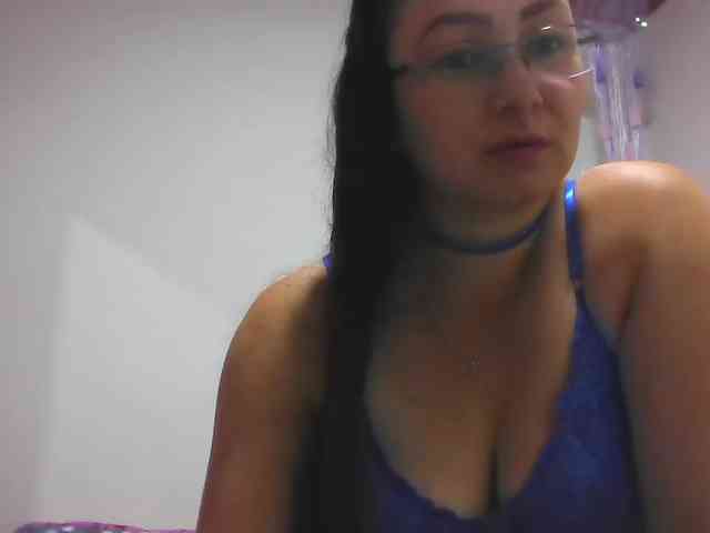 Milly-Sanchez webcam