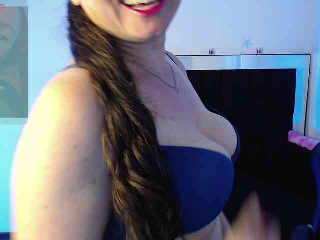 Milly-Sanchez webcam