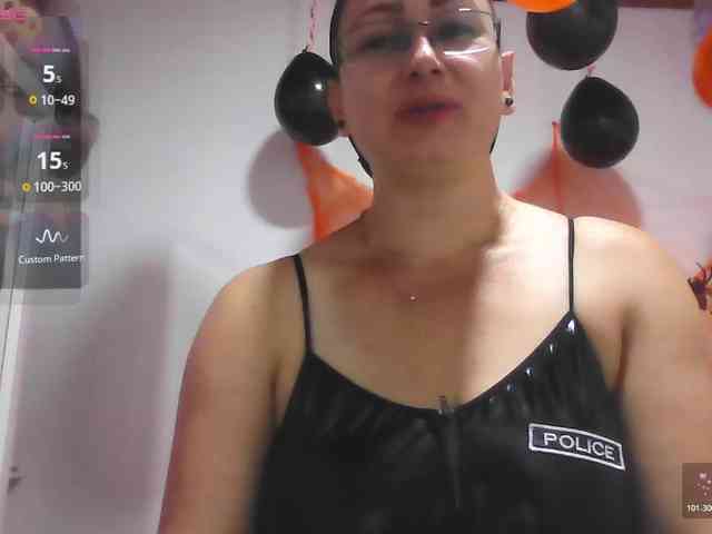 Milly-Sanchez webcam