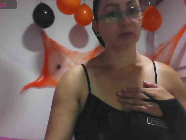 Milly-Sanchez webcam