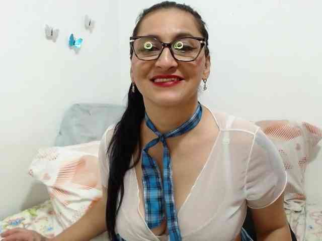 KarinaSuarez1 webcam