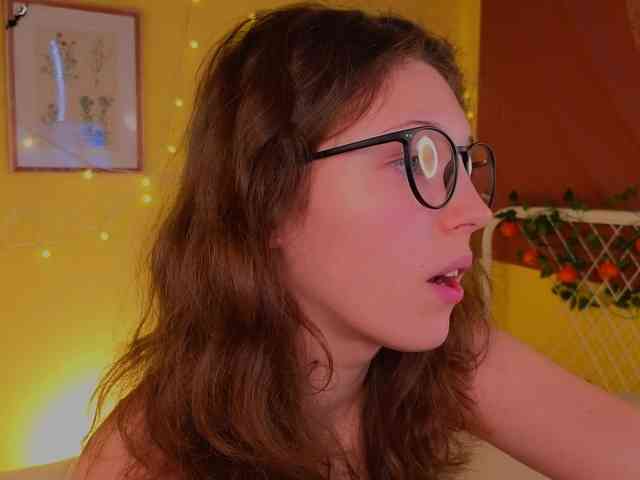 Lea_Belle webcam