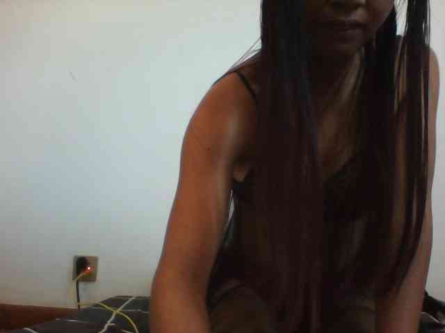 PrettyLie webcam