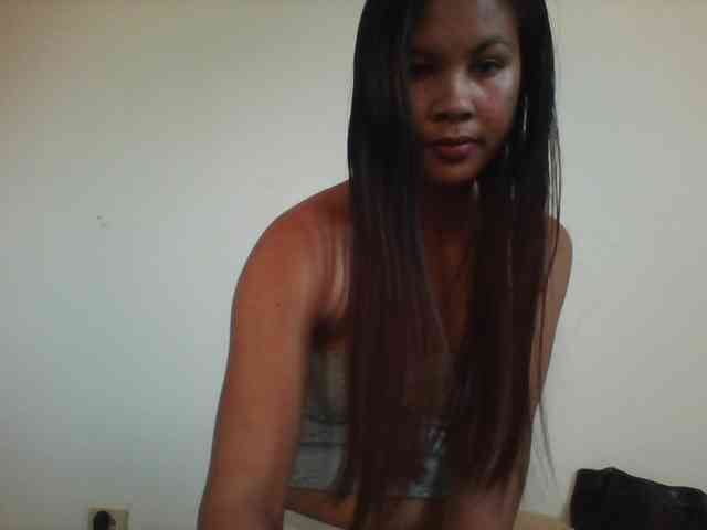 PrettyLie webcam