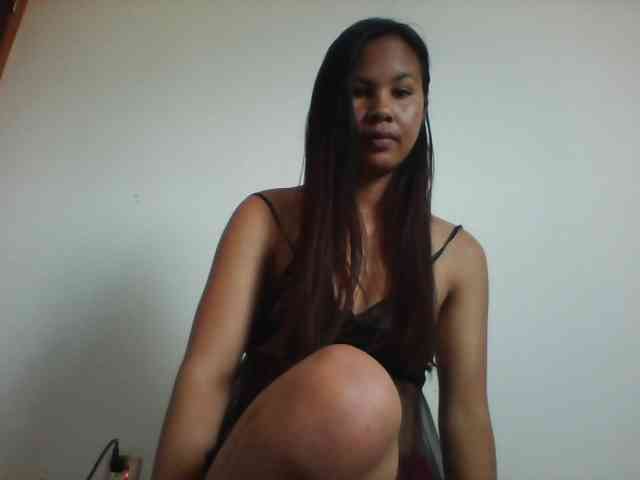 PrettyLie webcam